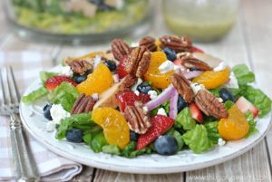 Chicken, Strawberry and Pecan Salad