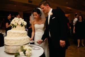 Wedding Traditions to Keep: Cutting the Cake