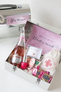 Cute Ways to Ask Your Bridesmaid with a Gift Box
