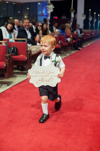 Personalize Your Flower Girl and Ring Bearer with a Cute Sign