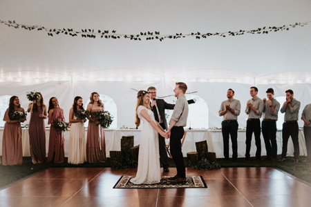 A Guide to Personalizing Your Wedding Ceremony | Write Your Own Vows