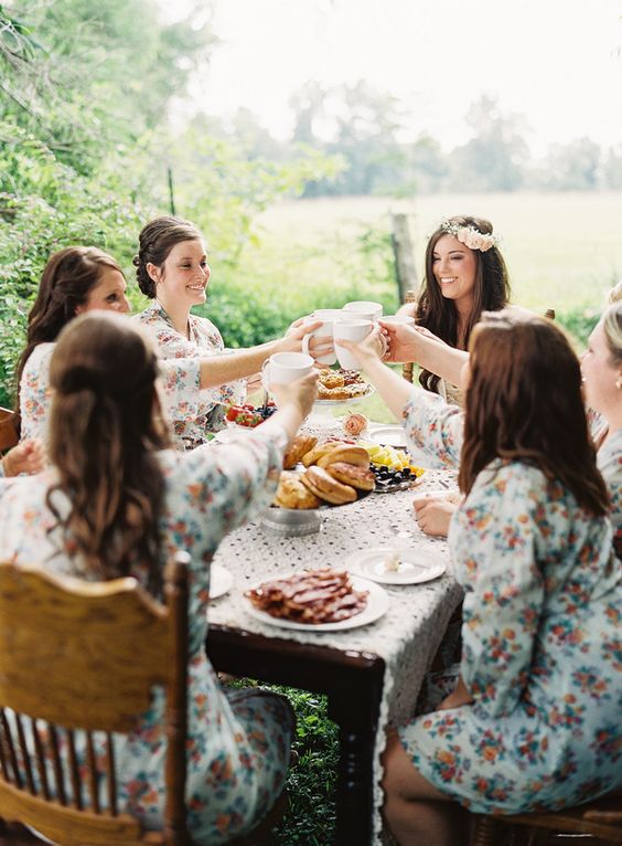 How to Have a Stress-Free Wedding Morning | Eat a Good Breakfast