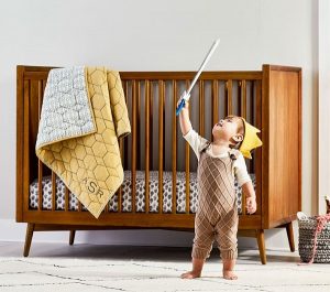 Wooden crib, with natural, non-toxic paint