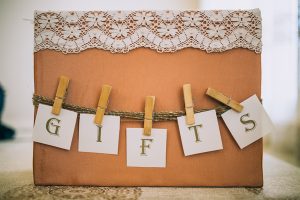 Best Wedding Gifts to give and receive