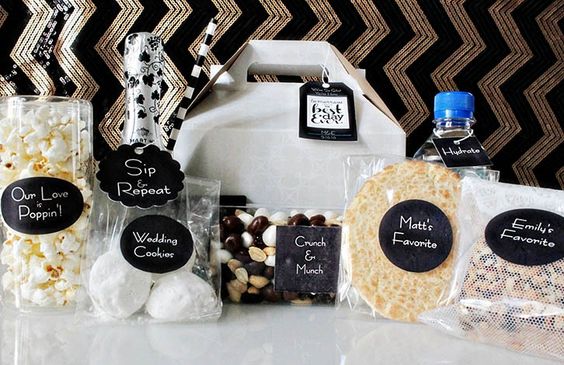 Wedding Guest Gift Bags: 15 Wedding Welcome Bag Ideas 