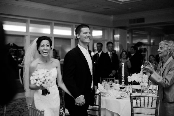 Bouquet-Garter-Toss - RegistryFinder.com