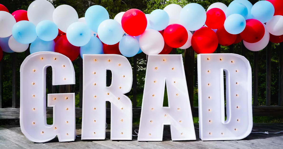 Five Unforgettable Food Themes for Your Graduation Party