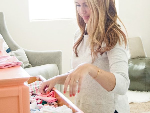 organize baby clothes during third trimester 