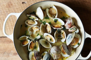 Mother’s Day Clam (or Mussel) Boil Made Easy