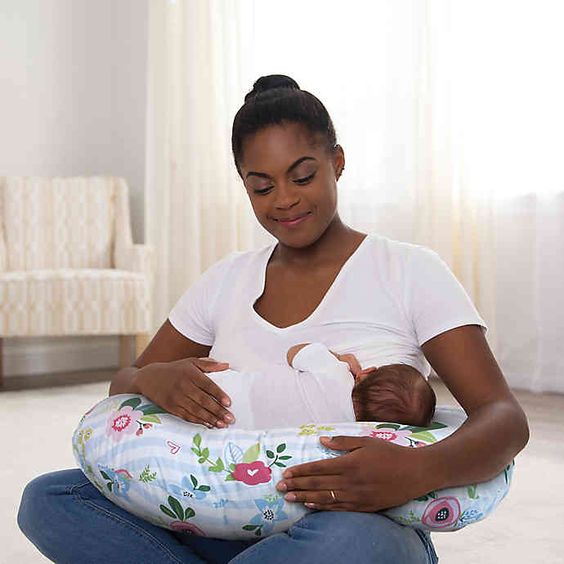 Breastfeeding Essentials | Boppy