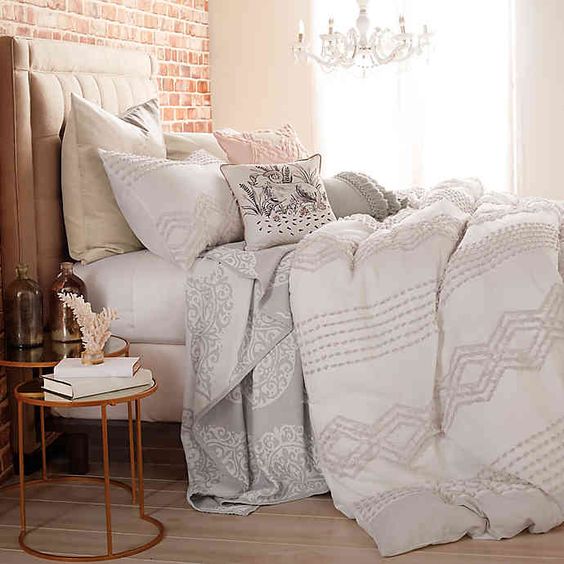 Dorm Essentials | Peri Home Geo Cut Comforter Set