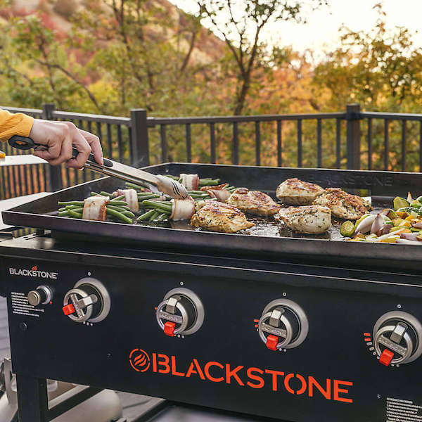 Wedding Registry Gifts That Will Excite Your Groom | Blackstone flat top gas grill griddle