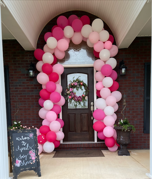 baby shower balloons outside
