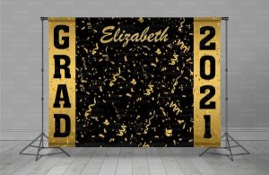 Everything You Need to Host a Graduation Party | Photo Backdrop