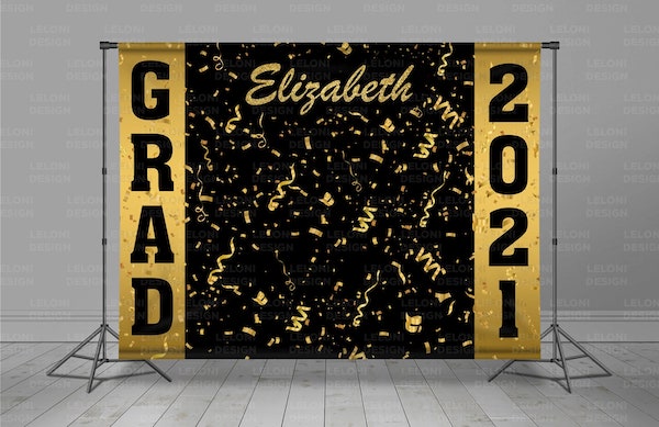 Everything You Need to Host a Graduation Party | Photo Backdrop