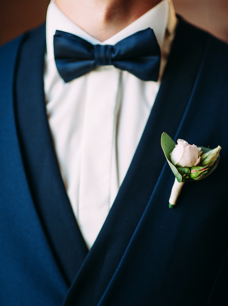 blue tuxedo with rose boutonniere 