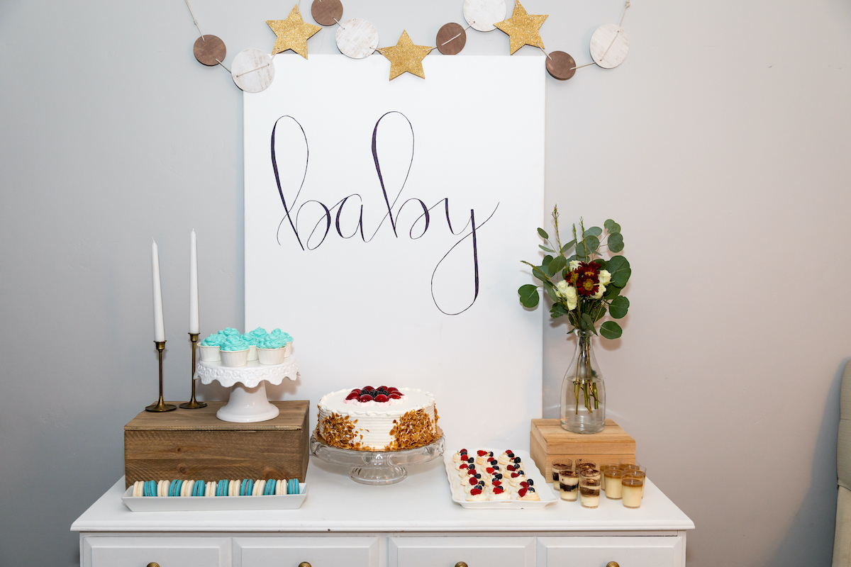 Simple and Chic DIY Baby Shower Ideas