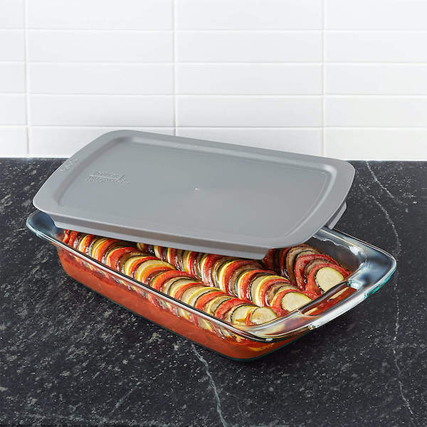 Pyrex ® Rectangular Baking Dish