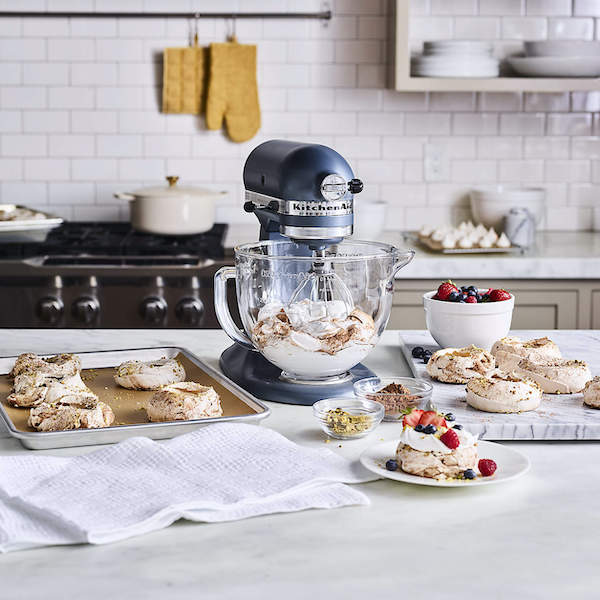 https://blog.registryfinder.com/wp-content/uploads/2023/07/kitchenaid.jpg