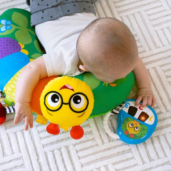 baby tummy time