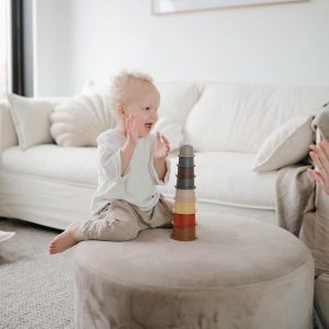 stacking cups