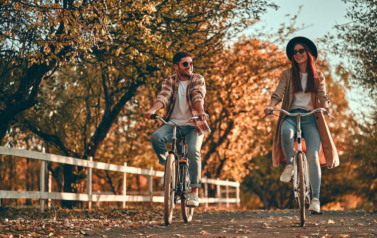 Cozy Fall Items to Add to Your Wedding Registry
